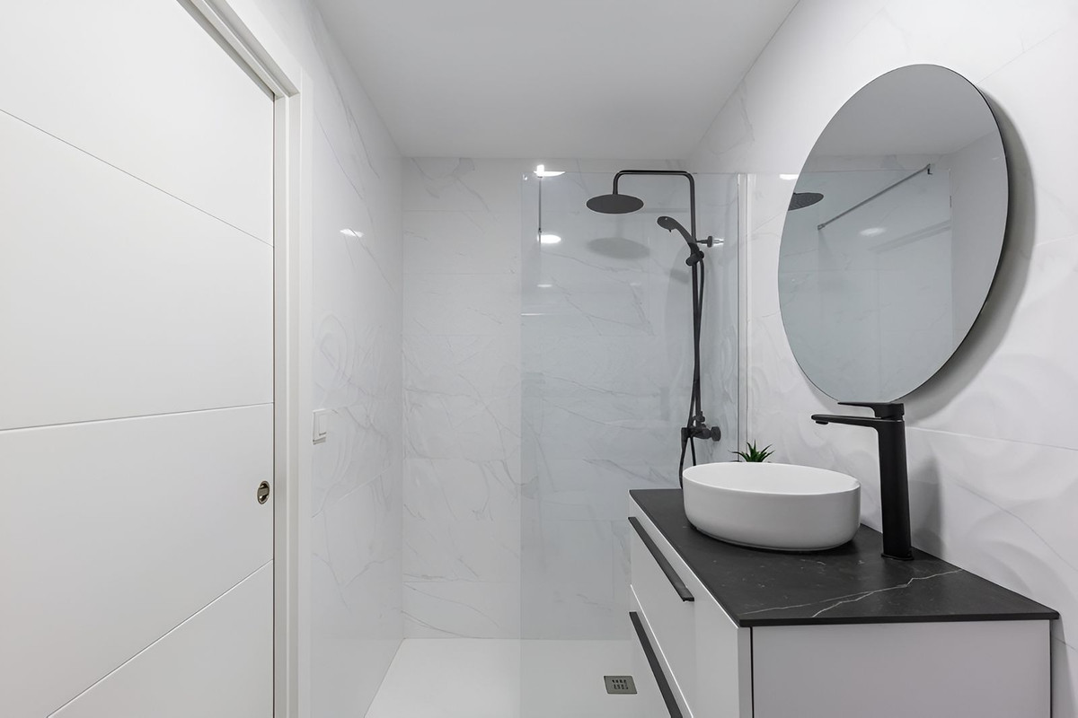 Se vende Apartamento Planta Media de 3 dormitorios en Costa Blanca, Alicante, España