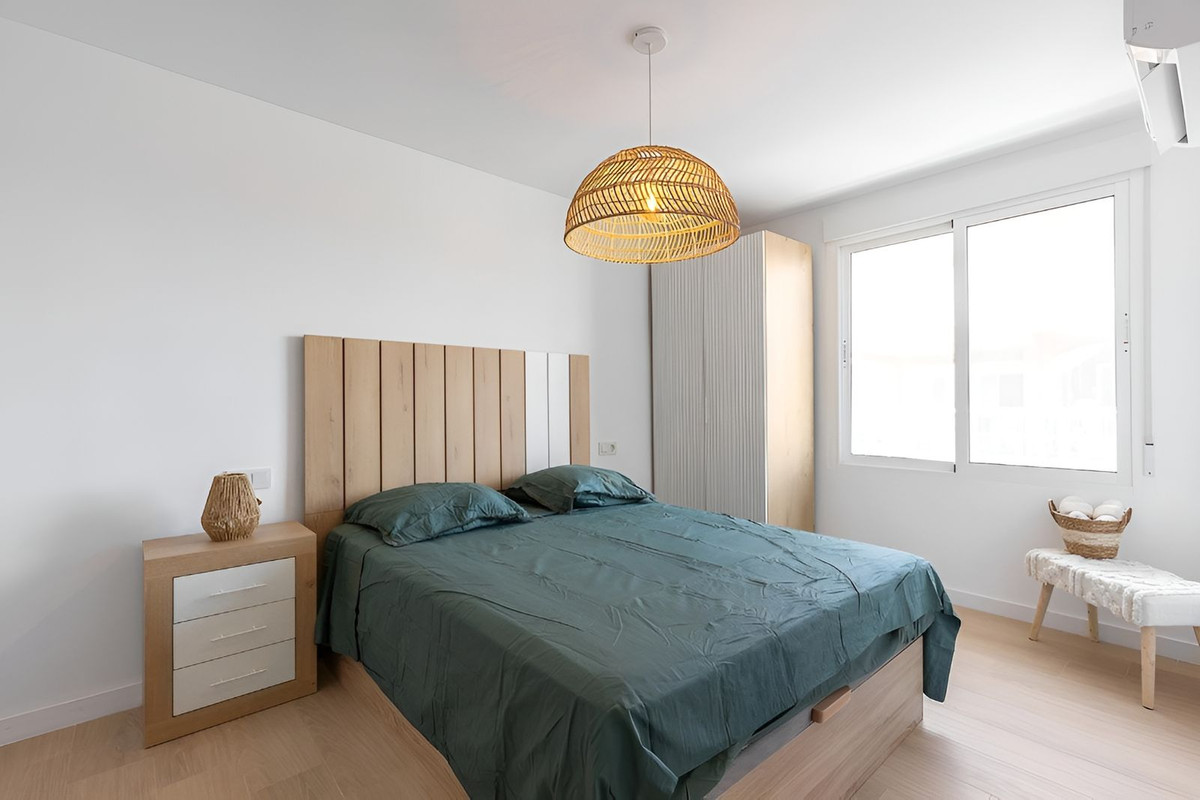 Se vende Apartamento Planta Media de 3 dormitorios en Costa Blanca, Alicante, España