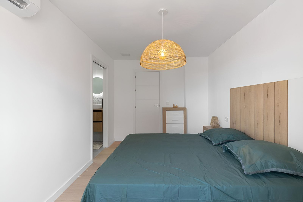 Se vende Apartamento Planta Media de 3 dormitorios en Costa Blanca, Alicante, España