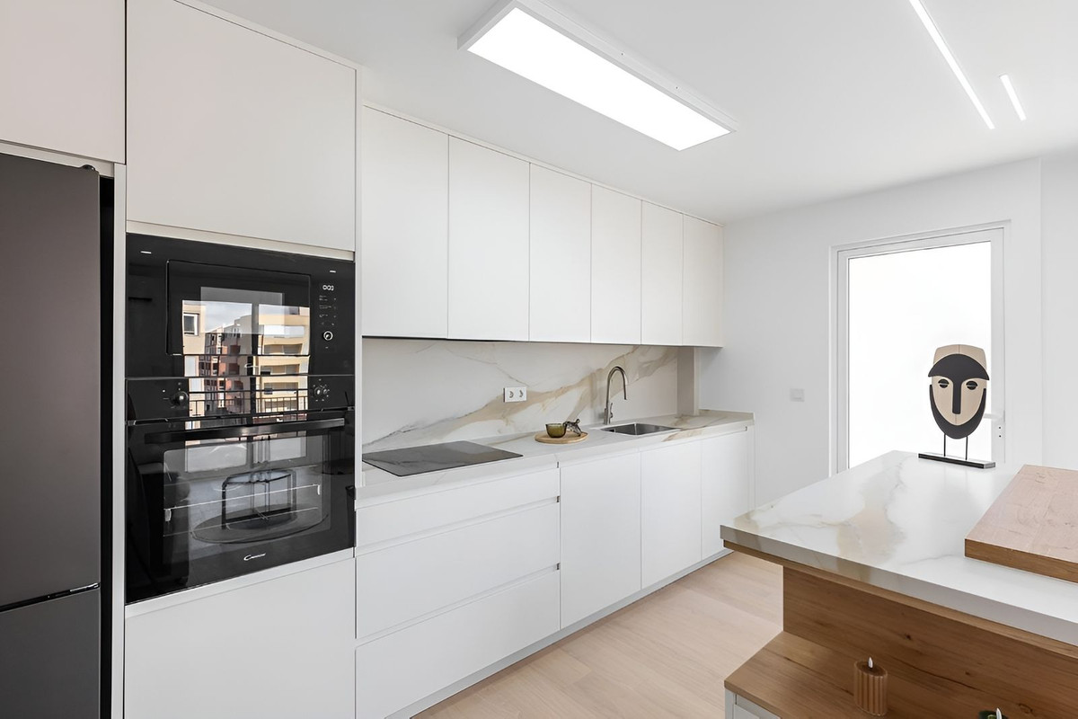 Se vende Apartamento Planta Media de 3 dormitorios en Costa Blanca, Alicante, España