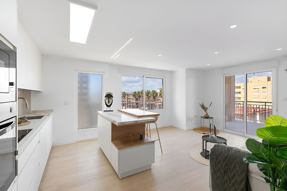 Se vende Apartamento Planta Media de 3 dormitorios en Costa Blanca, Alicante, España