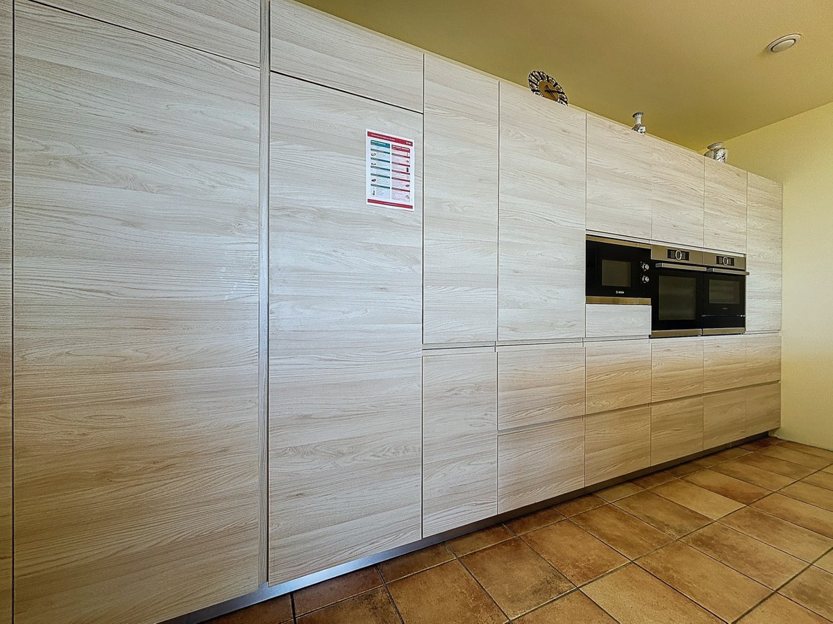 Se vende Villa - Chalet de 3 dormitorios en Costa Del Sol East, Málaga, España