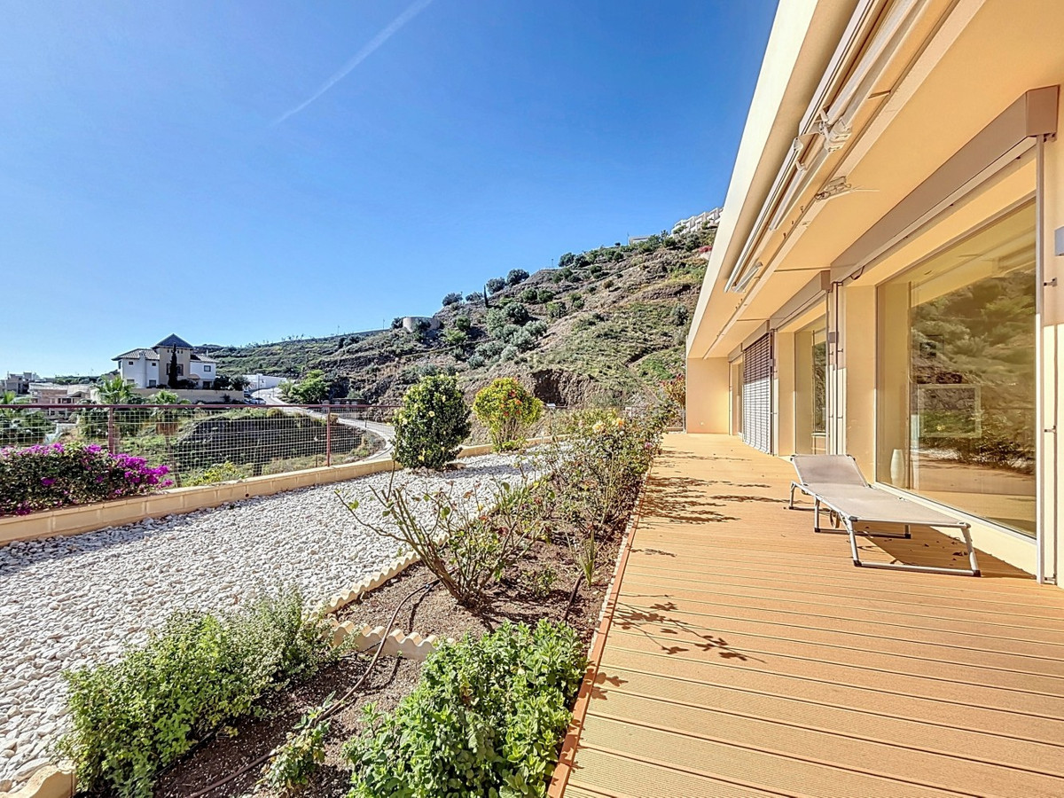 Se vende Villa - Chalet de 3 dormitorios en Costa Del Sol East, Málaga, España