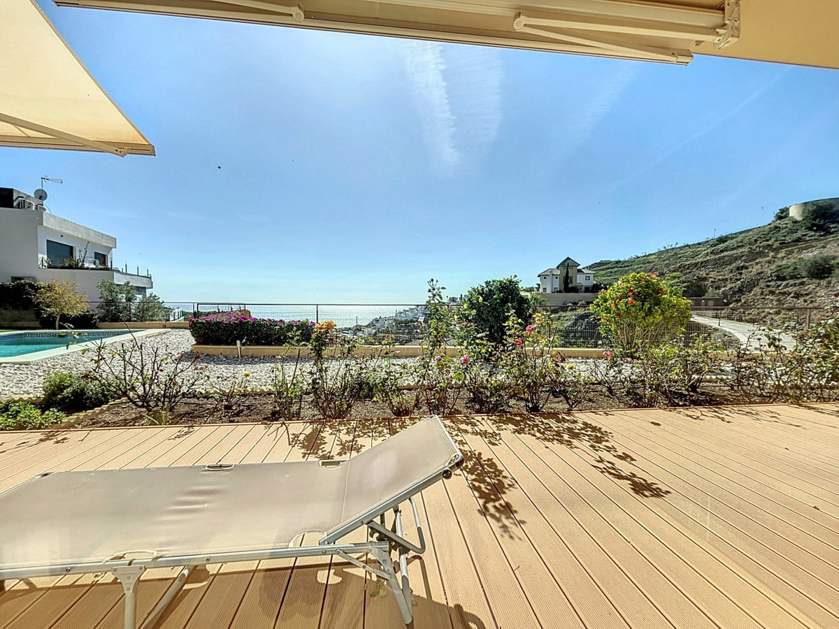 Se vende Villa - Chalet de 3 dormitorios en Costa Del Sol East, Málaga, España
