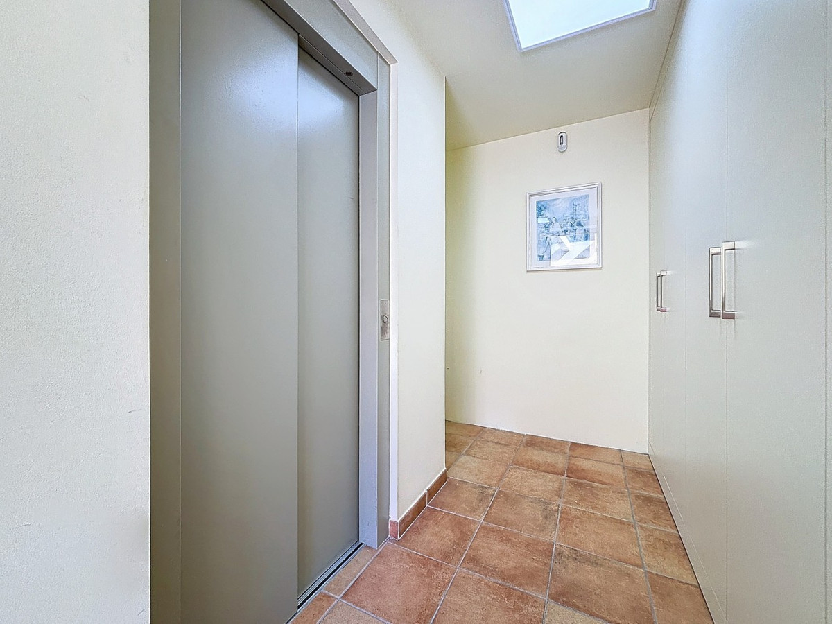 Se vende Villa - Chalet de 3 dormitorios en Costa Del Sol East, Málaga, España