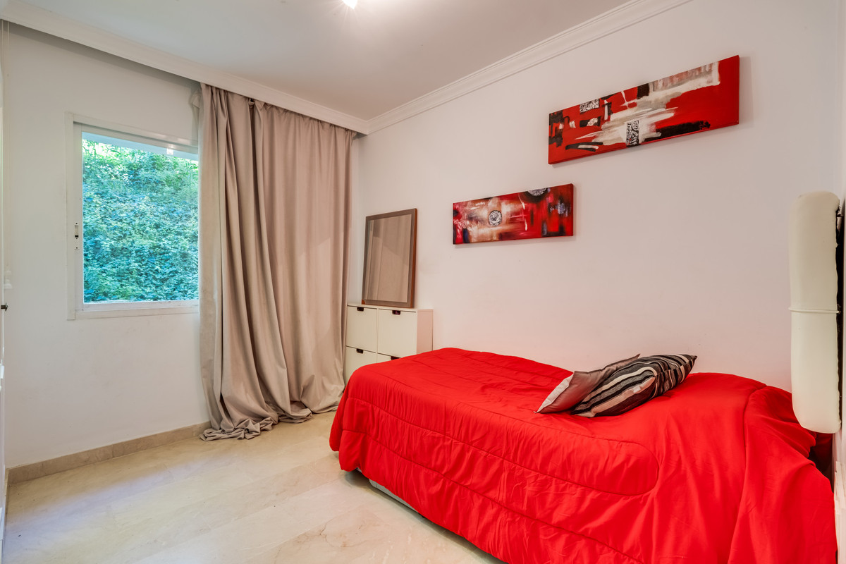 Se vende Apartamento Planta Media de 3 dormitorios en Costa Del Sol, Málaga, España