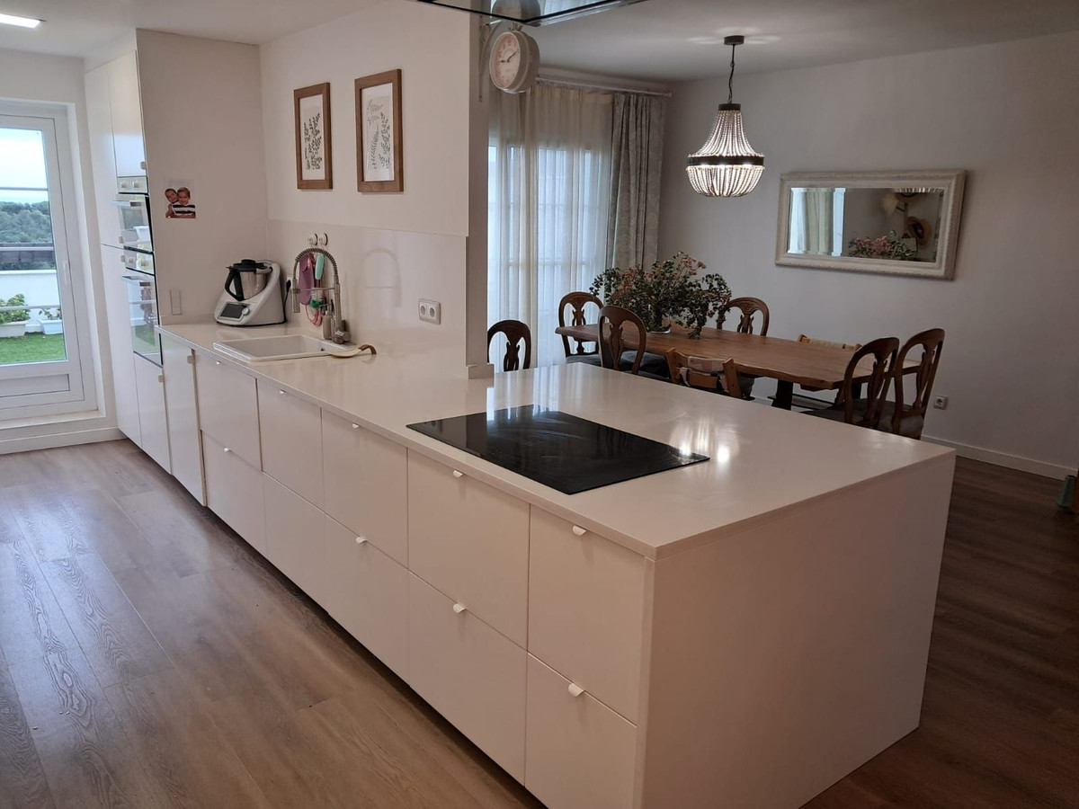Se vende Ático de 3 dormitorios en Costa Del Sol, Cadiz, España