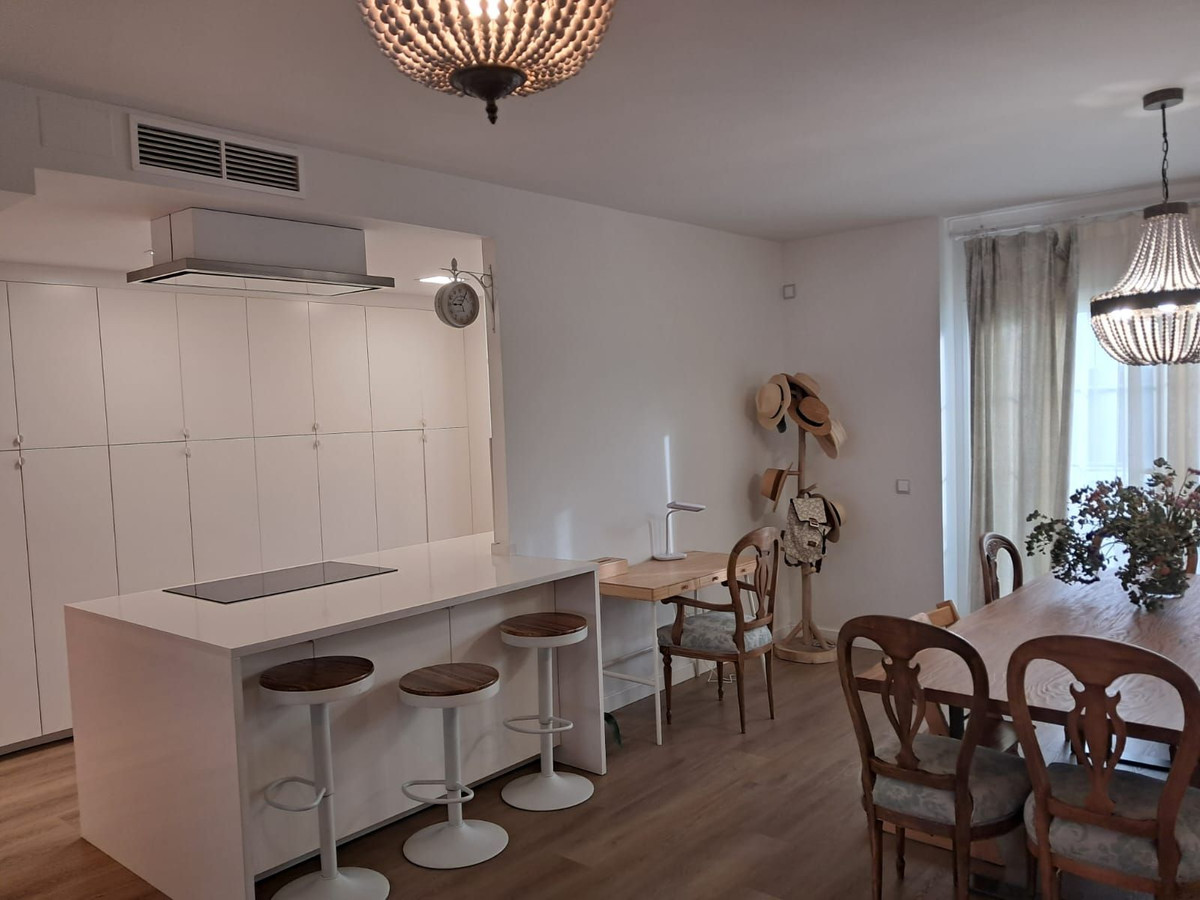 Se vende Ático de 3 dormitorios en Costa Del Sol, Cadiz, España