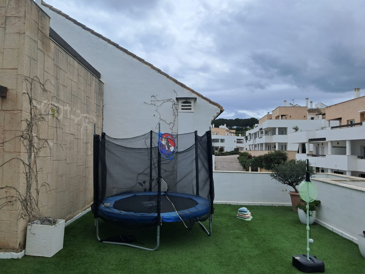 Se vende Ático de 3 dormitorios en Costa Del Sol, Cadiz, España