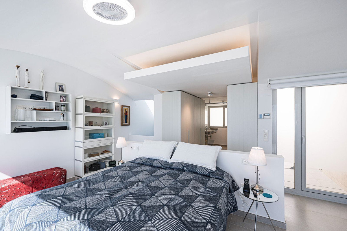 3 Bed Apartment for sale in Benalmadena Costa Del Sol, Málaga, Spain
