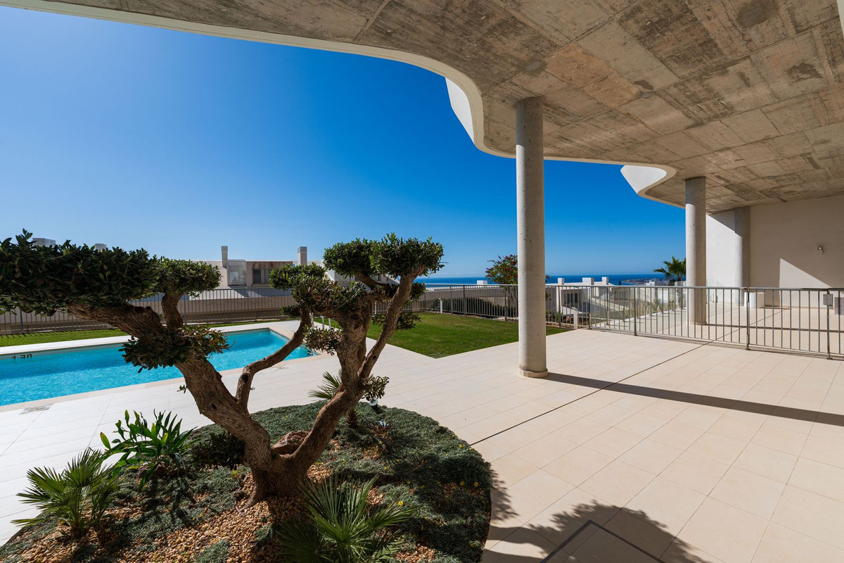 3 Bed Apartment for sale in Benalmadena Costa Del Sol, Málaga, Spain