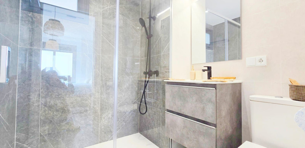 2 Bed Apartment for sale in Torremolinos Costa Del Sol, Málaga, Spain