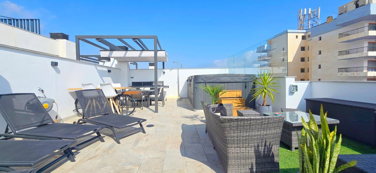 2 Bed Apartment for sale in Torremolinos Costa Del Sol, Málaga, Spain