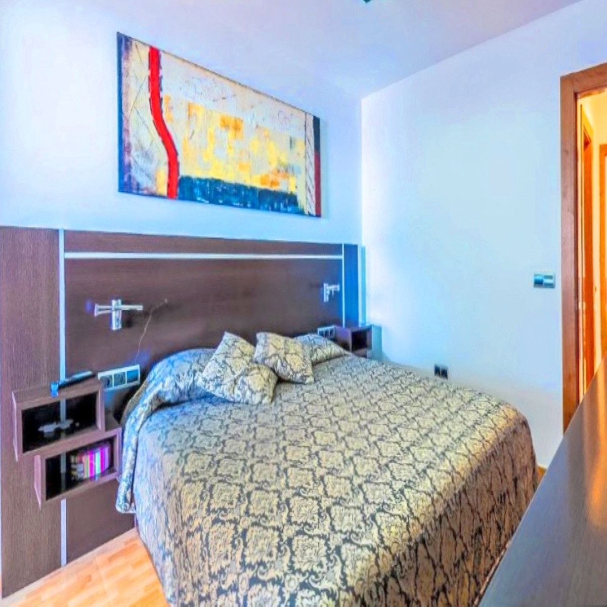 2 Bed Apartment for sale in Estepona Costa Del Sol, Málaga, Spain