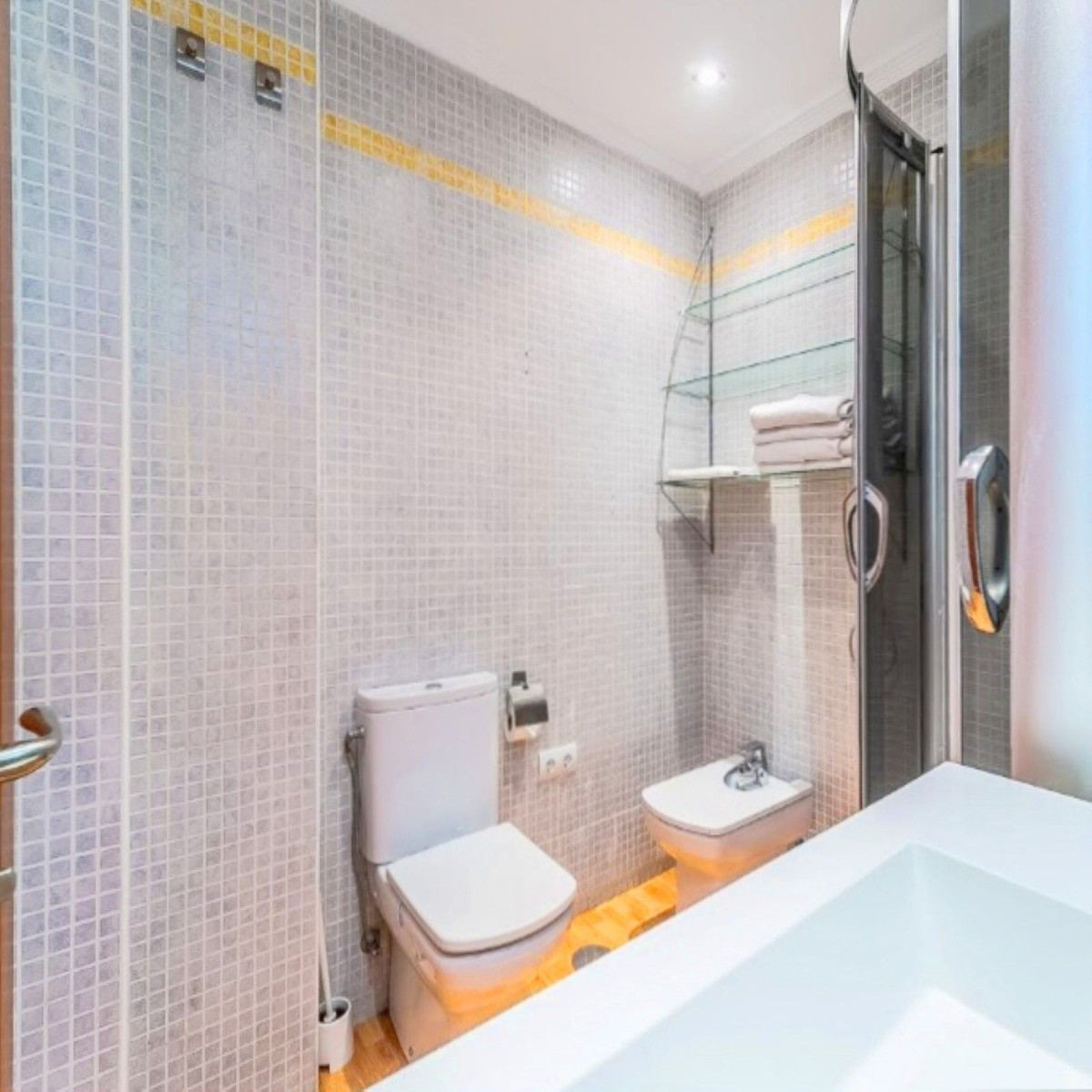 2 Bed Apartment for sale in Estepona Costa Del Sol, Málaga, Spain