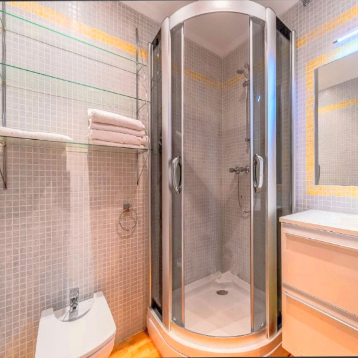 2 Bed Apartment for sale in Estepona Costa Del Sol, Málaga, Spain
