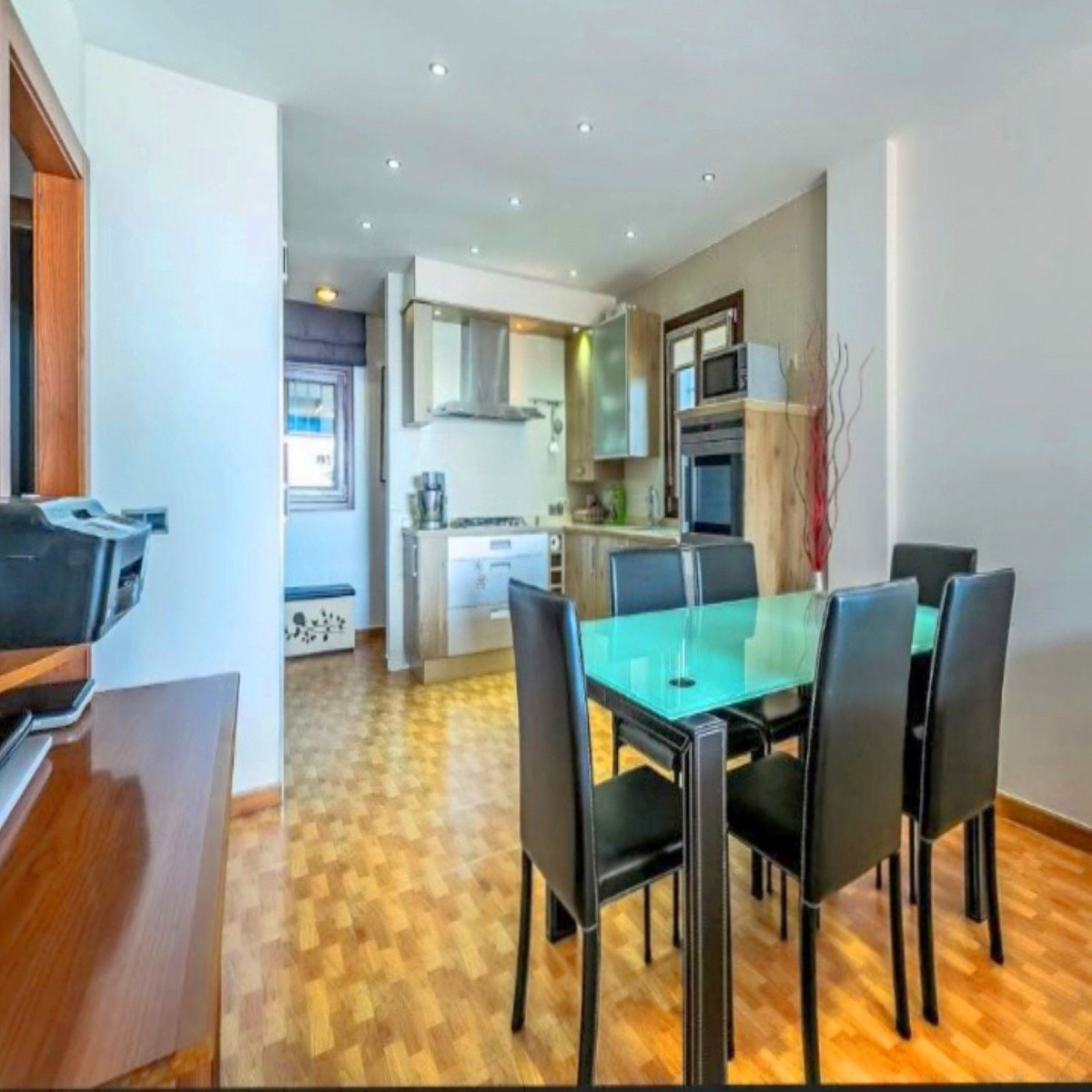 2 Bed Apartment for sale in Estepona Costa Del Sol, Málaga, Spain