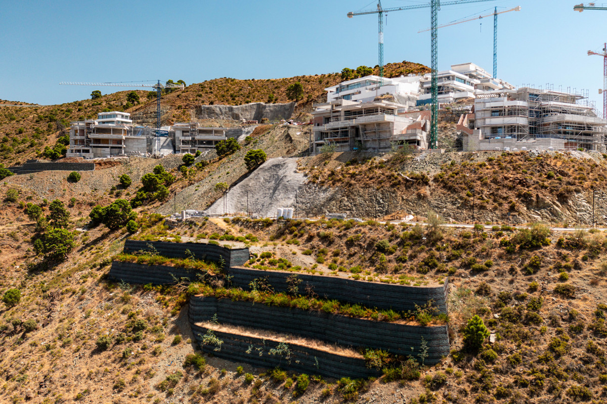 Plots for sale in Benahavís Costa Del Sol, Málaga, Spain