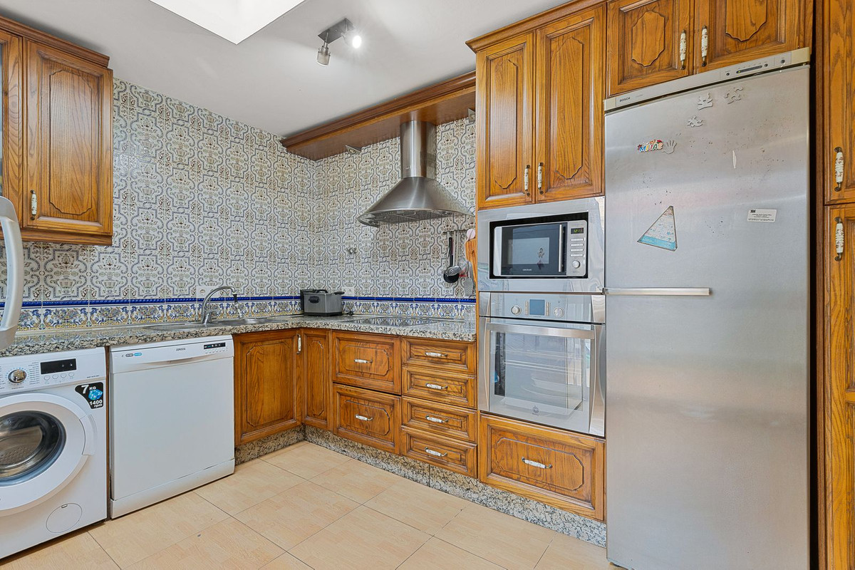 5 Bed Townhouse for sale in Mijas Costa Del Sol, Málaga, Spain