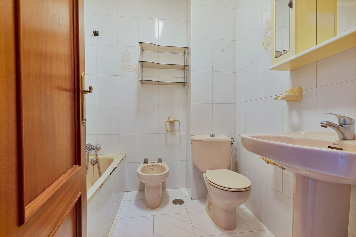 5 Bed Townhouse for sale in Mijas Costa Del Sol, Málaga, Spain