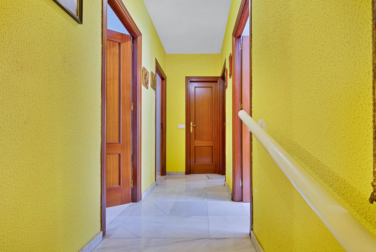 5 Bed Townhouse for sale in Mijas Costa Del Sol, Málaga, Spain
