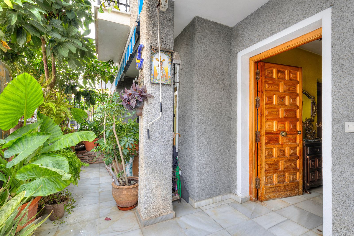 5 Bed Townhouse for sale in Mijas Costa Del Sol, Málaga, Spain