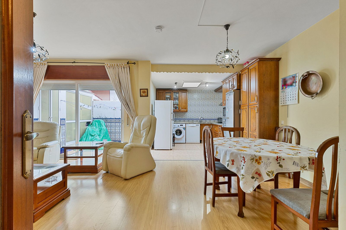 5 Bed Townhouse for sale in Mijas Costa Del Sol, Málaga, Spain