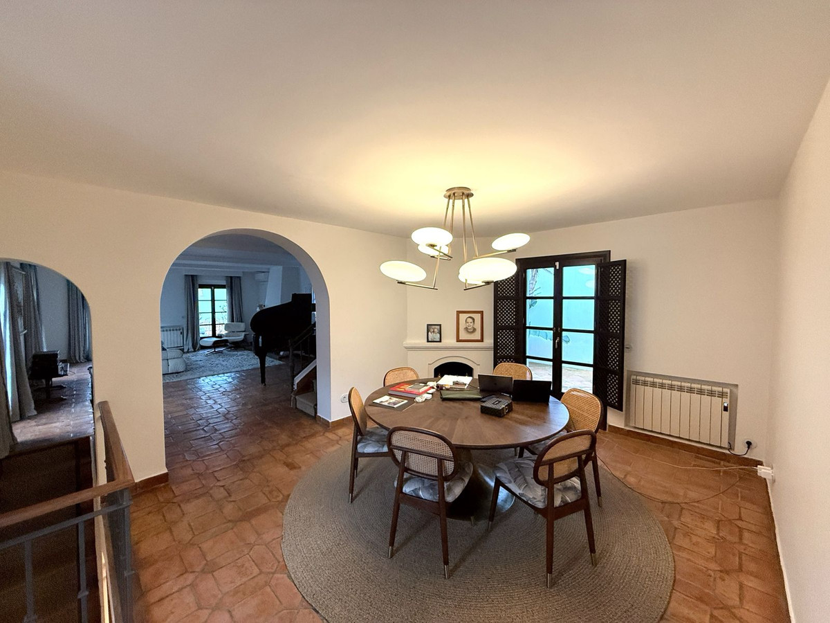 4 Bed Townhouse for sale in Marbella Costa Del Sol, Málaga, Spain