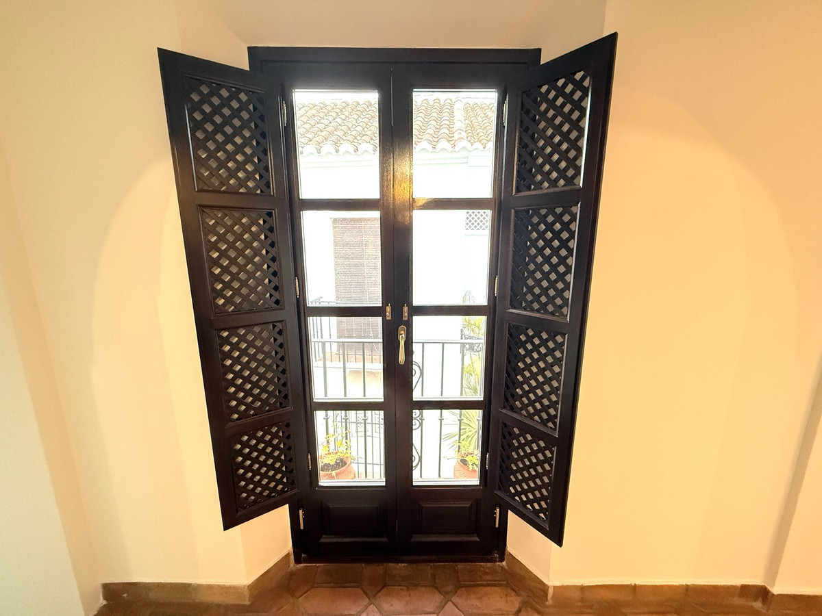 4 Bed Townhouse for sale in Marbella Costa Del Sol, Málaga, Spain
