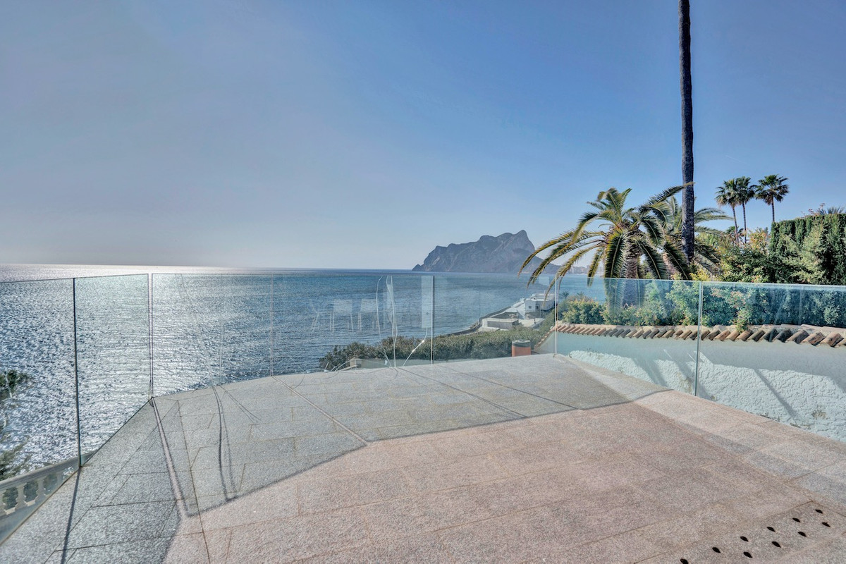 3 Bed Townhouse for sale in Les Bassetes Costa Blanca, Alicante, Spain