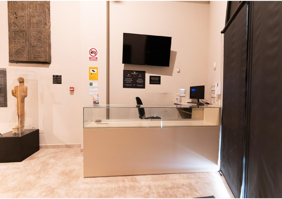 5 Bed Commercial unit for sale in Málaga Centro Costa Del Sol, Málaga, Spain