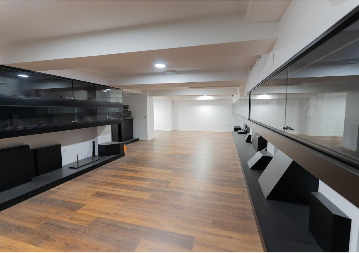 5 Bed Commercial unit for sale in Málaga Centro Costa Del Sol, Málaga, Spain