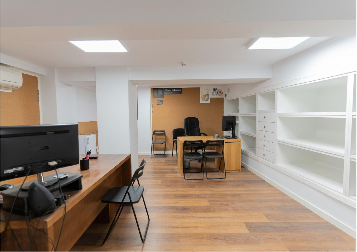 5 Bed Commercial unit for sale in Málaga Centro Costa Del Sol, Málaga, Spain