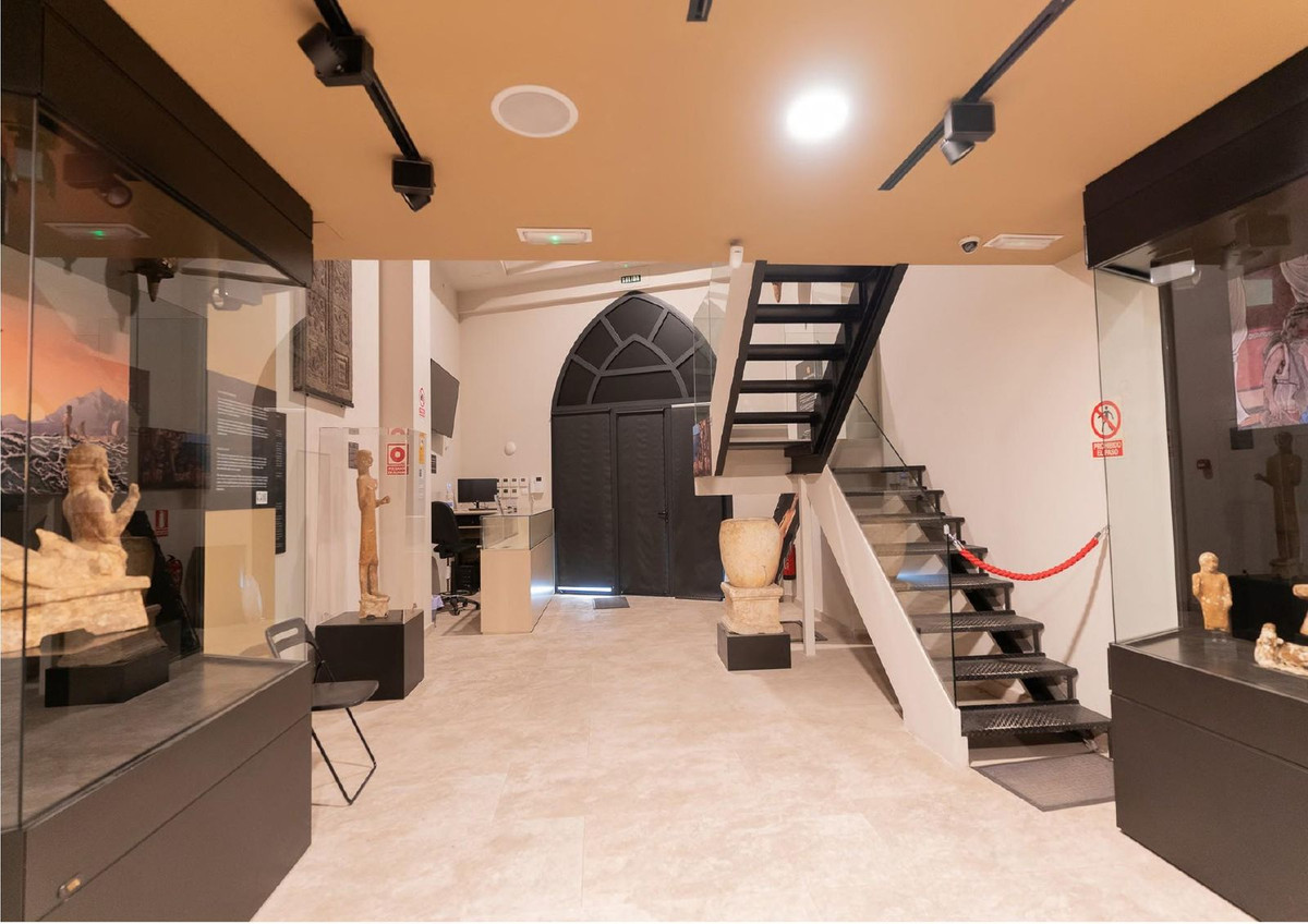 5 Bed Commercial unit for sale in Málaga Centro Costa Del Sol, Málaga, Spain