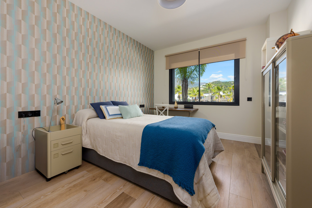 Se vende Apartamento Planta Media de 3 dormitorios en Costa Del Sol, Málaga, España