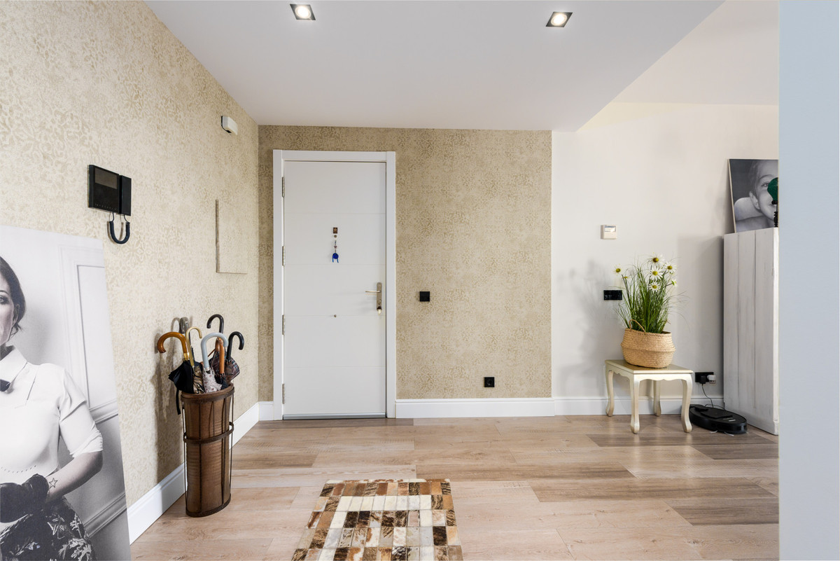 Se vende Apartamento Planta Media de 3 dormitorios en Costa Del Sol, Málaga, España