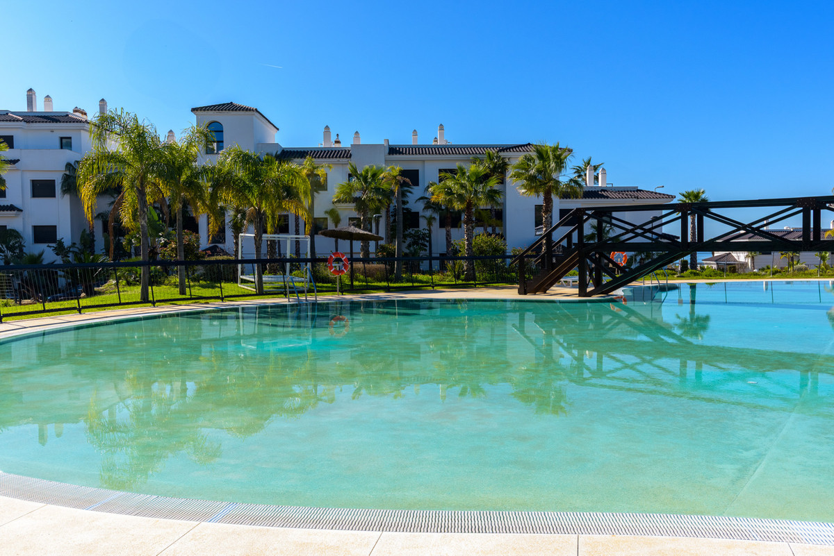 Se vende Apartamento Planta Media de 3 dormitorios en Costa Del Sol, Málaga, España