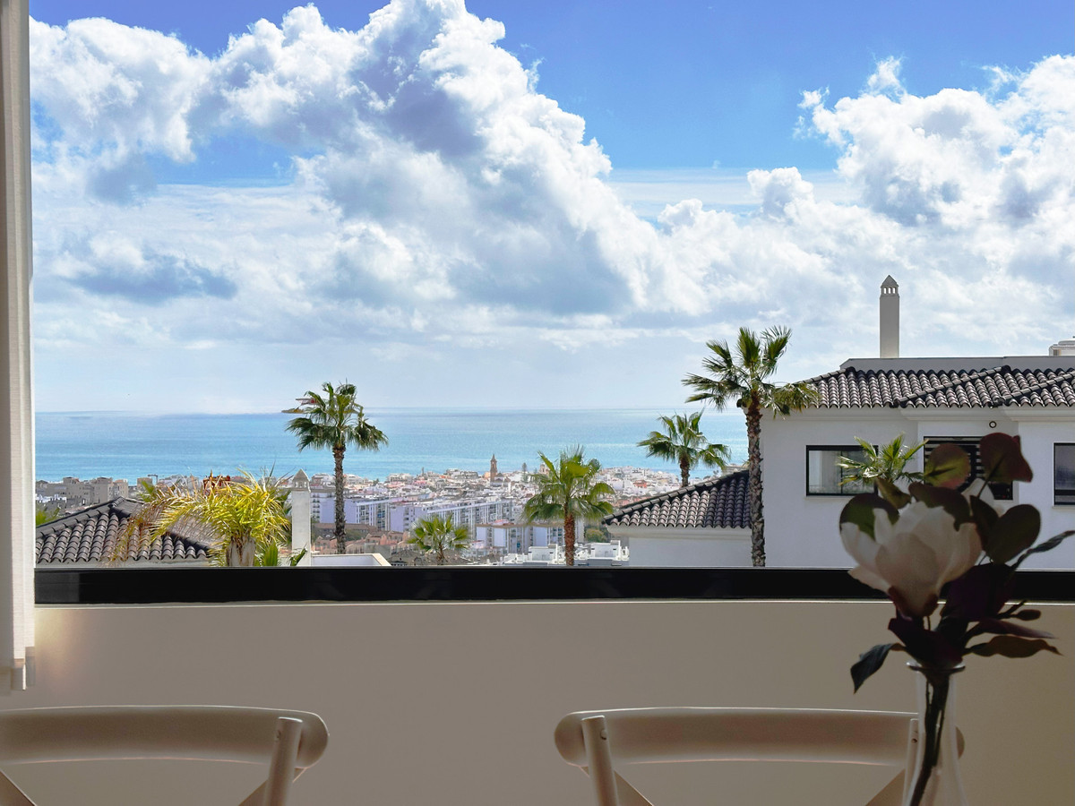 Se vende Apartamento Planta Media de 3 dormitorios en Costa Del Sol, Málaga, España