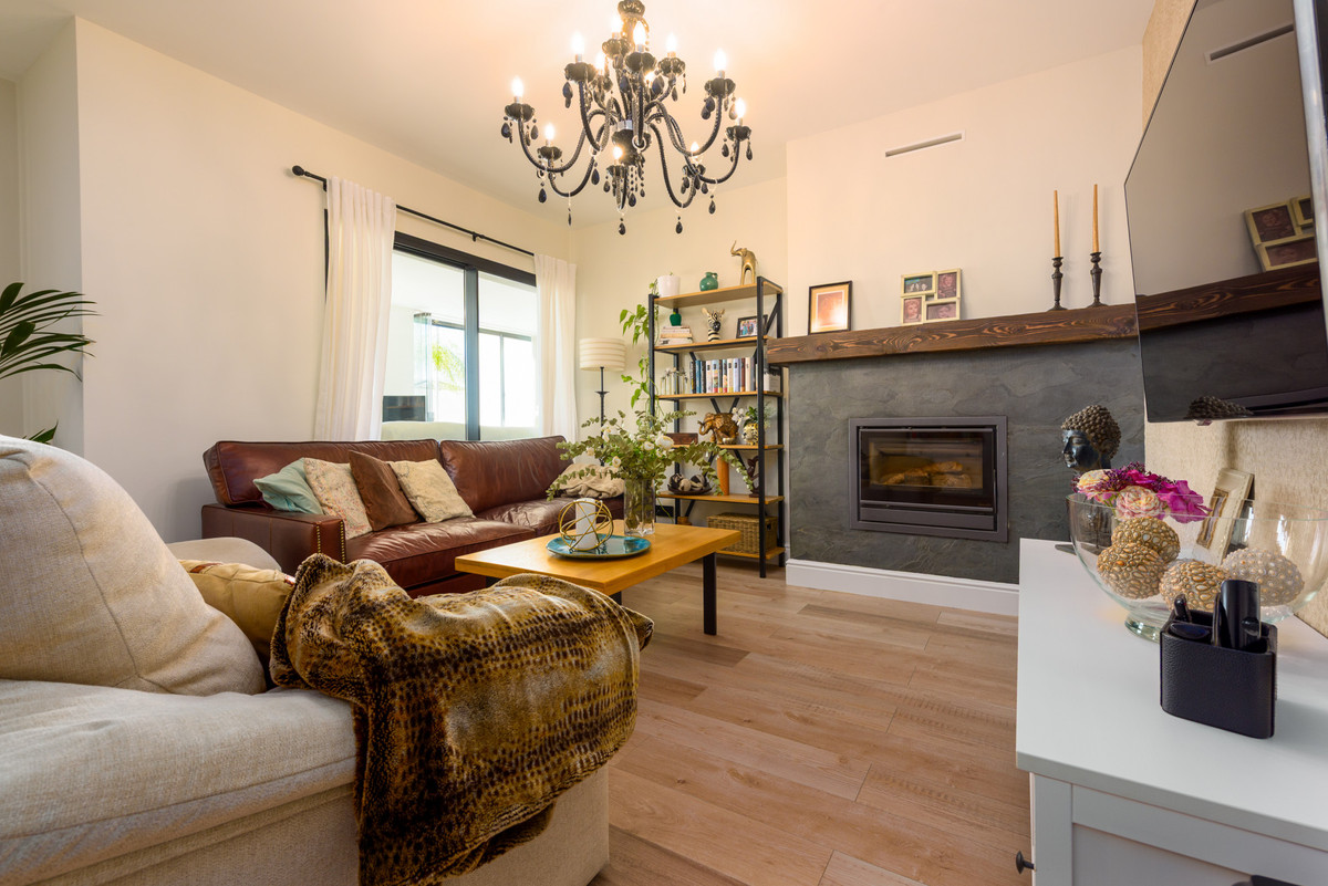 Se vende Apartamento Planta Media de 3 dormitorios en Costa Del Sol, Málaga, España