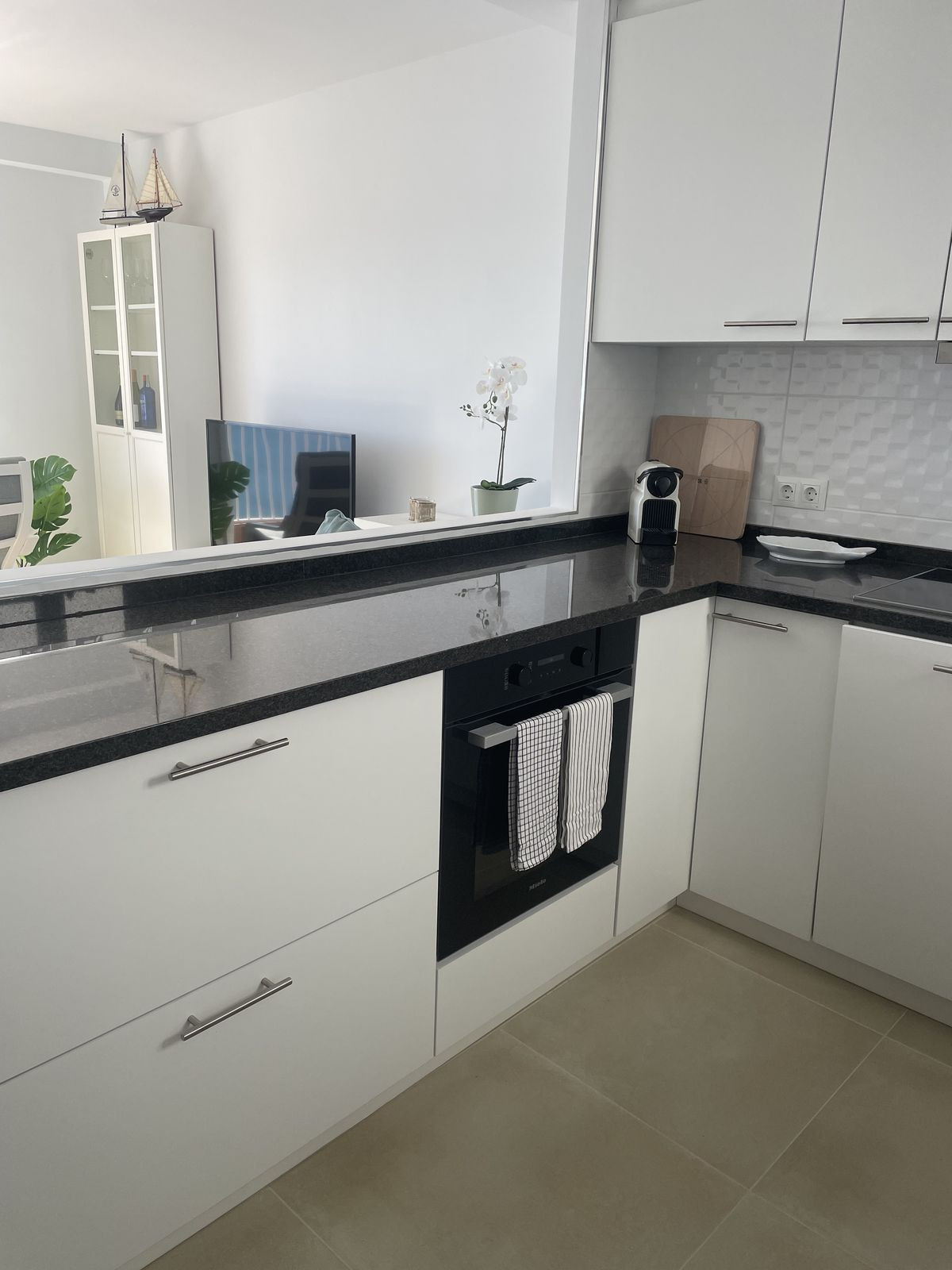 Se vende Apartamento en Planta Última de 3 dormitorios en Costa Del Sol, Málaga, España