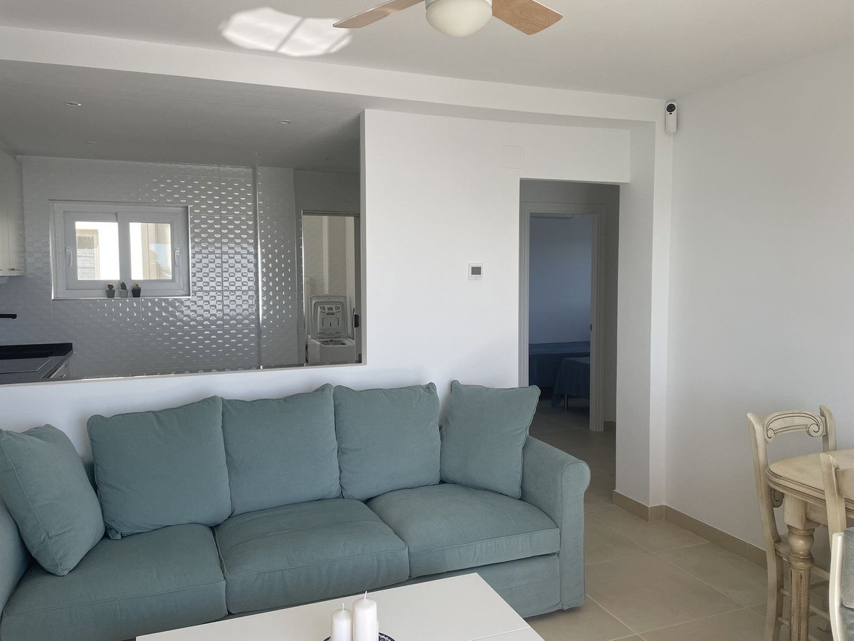 Se vende Apartamento en Planta Última de 3 dormitorios en Costa Del Sol, Málaga, España