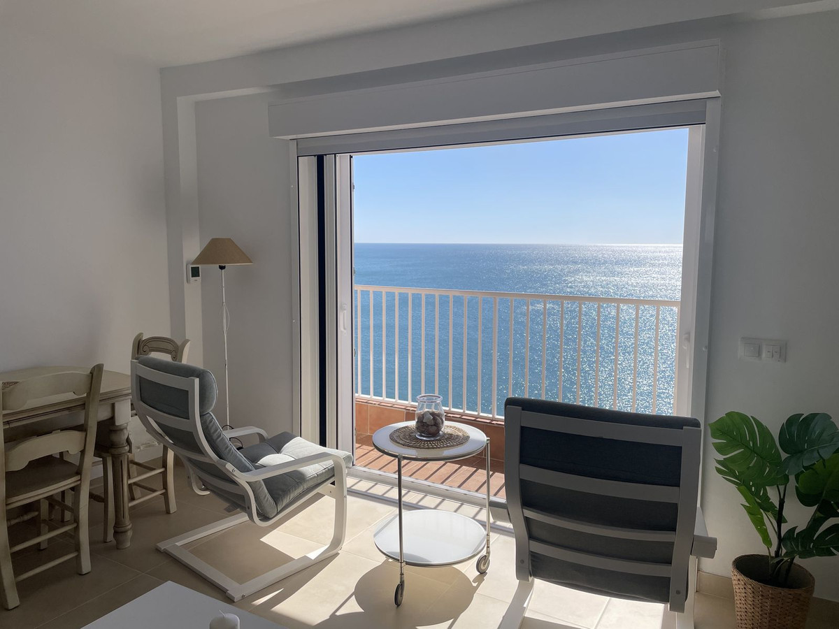 Se vende Apartamento en Planta Última de 3 dormitorios en Costa Del Sol, Málaga, España