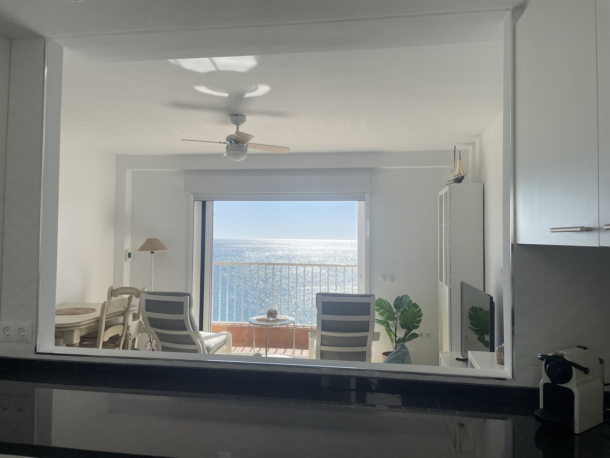 Se vende Apartamento en Planta Última de 3 dormitorios en Costa Del Sol, Málaga, España