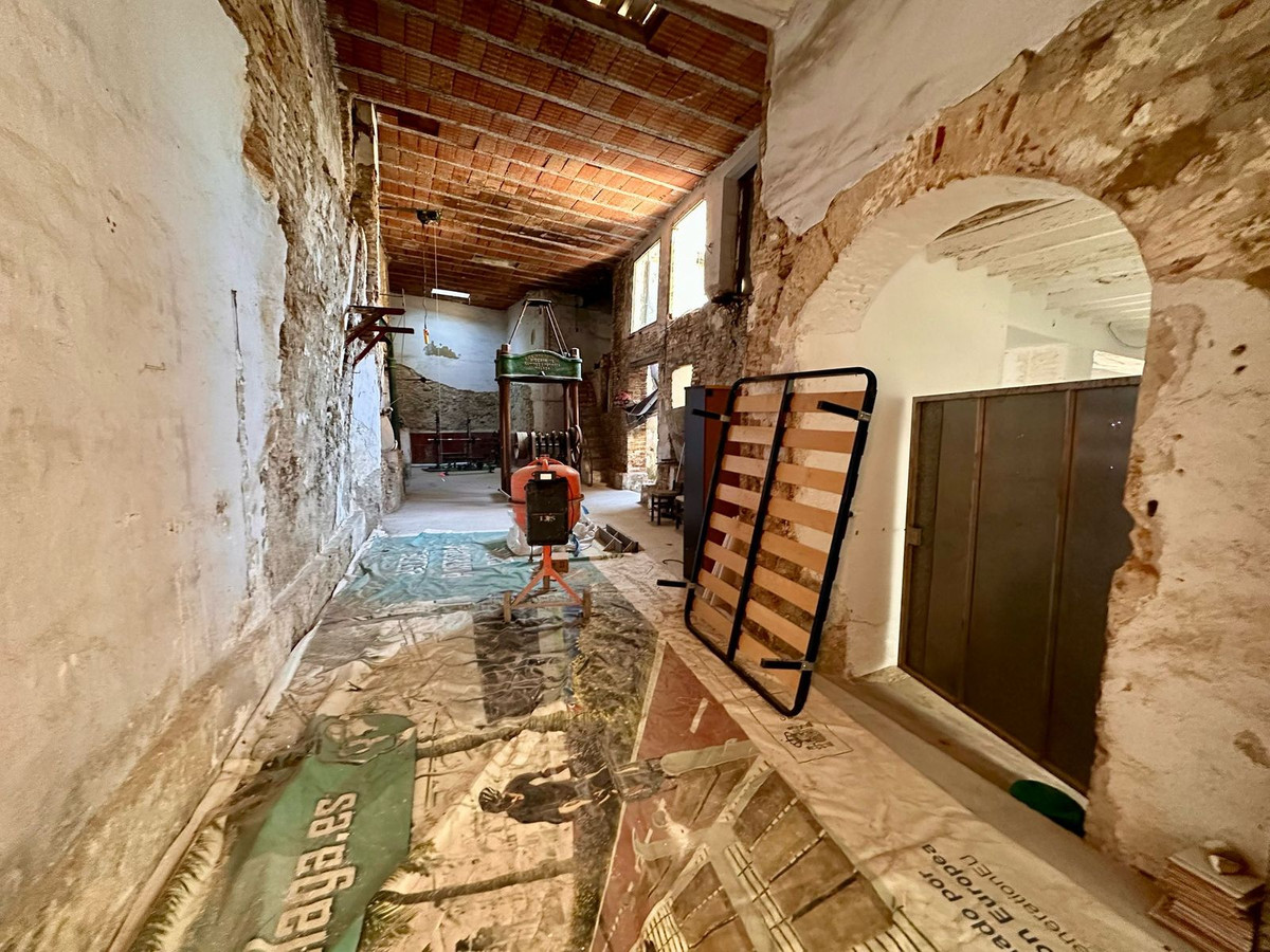 Se vende Adosada de 6 dormitorios en Costa Del Sol East, Málaga, España
