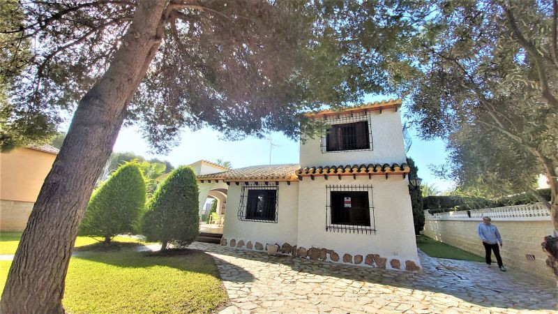 4 Bed Townhouse for sale in Torrevieja Costa Blanca, Alicante, Spain