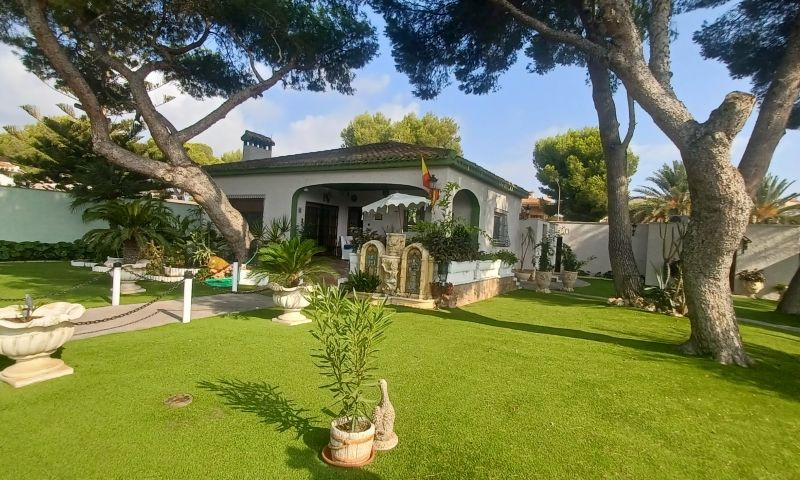 3 Bed Townhouse for sale in Orihuela Costa Costa Blanca, Alicante, Spain