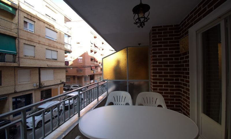 Se vende Apartamento Planta Media de 3 dormitorios en Costa Blanca, Alicante, España