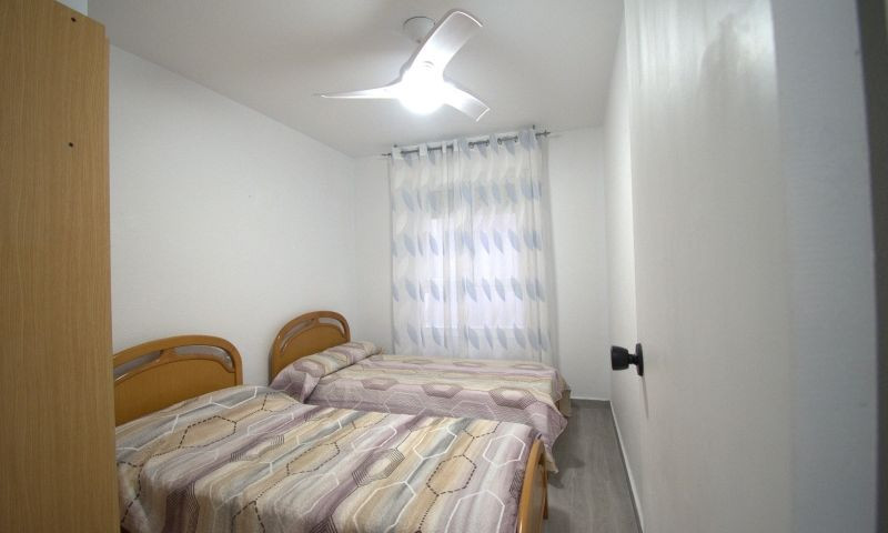 Se vende Apartamento Planta Media de 3 dormitorios en Costa Blanca, Alicante, España