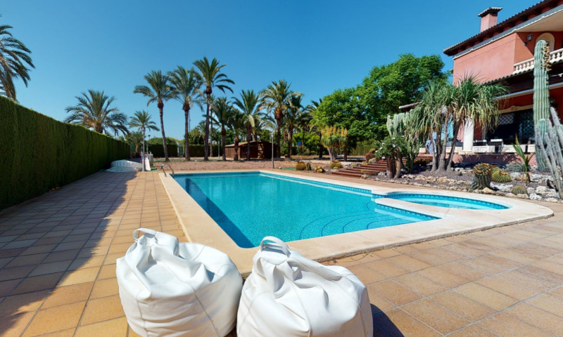 6 Bed Townhouse for sale in Elche Costa Blanca, Alicante, Spain