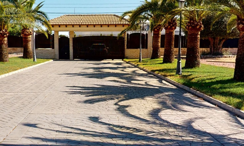 6 Bed Townhouse for sale in Elche Costa Blanca, Alicante, Spain